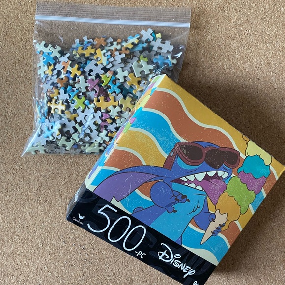 ⭐️3/20 Disney Stitch 500 piece puzzle - Picture 9 of 9